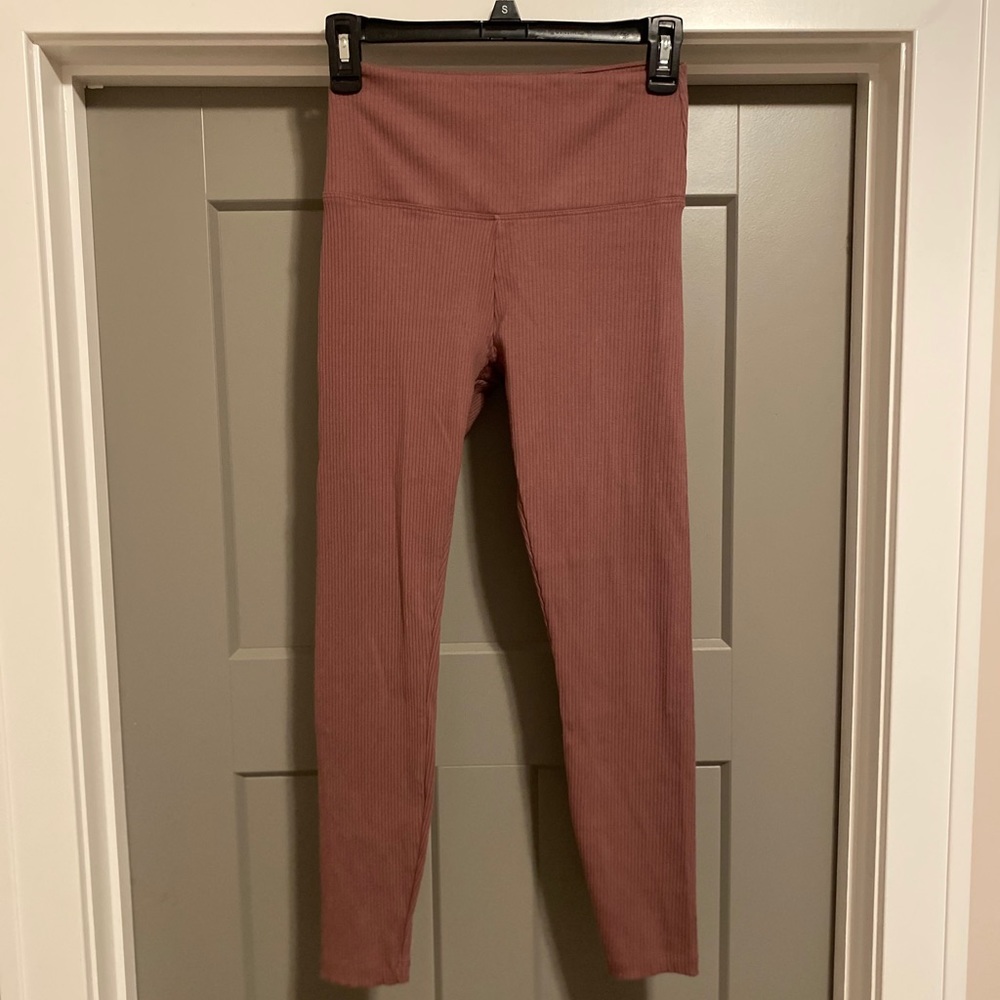 VS PINK yoga pants